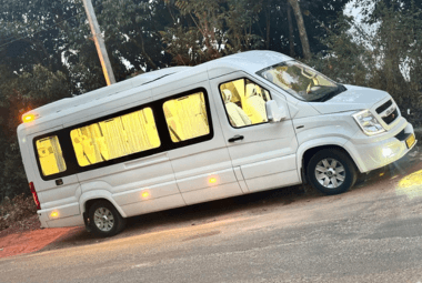 Urbania 16+1 seater